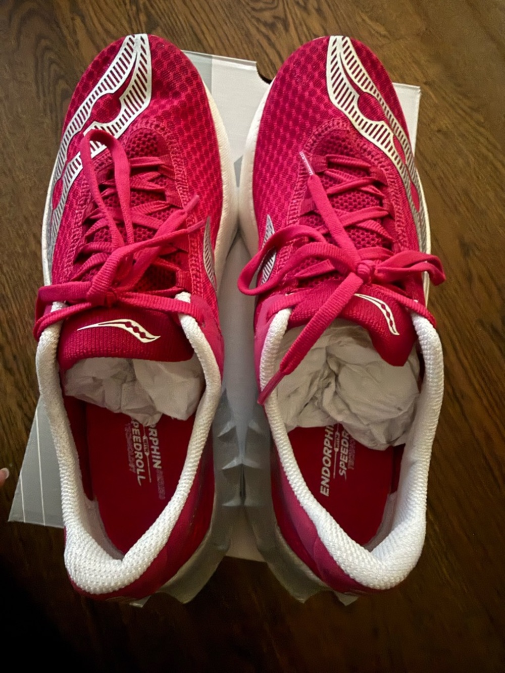 Saucony Women's Magenta Endorphin Pro 4 Running Shoes - Picture 6 of 11